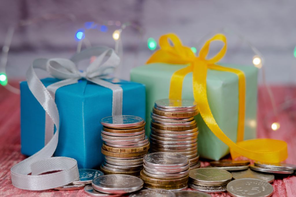 У каких банков-партнеров Уралсиб можно снять наличные без комиссии