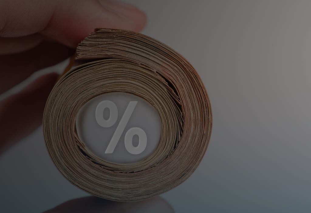 проценты и денежные купюры